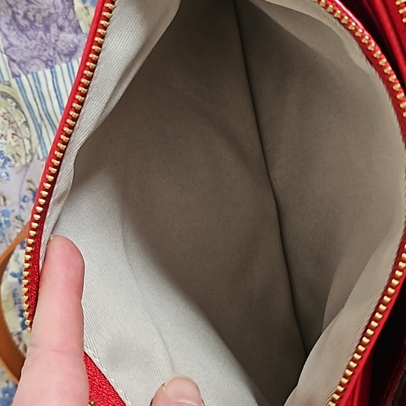 Valentina convertible hobo crossbody bag in Red - Picture 6 of 7